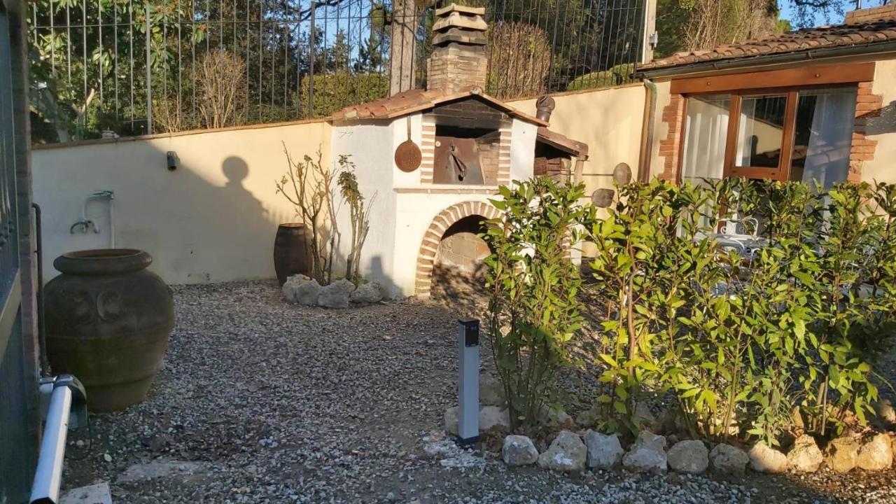 La Limonaia Country House モンテリッジョーニ エクステリア 写真